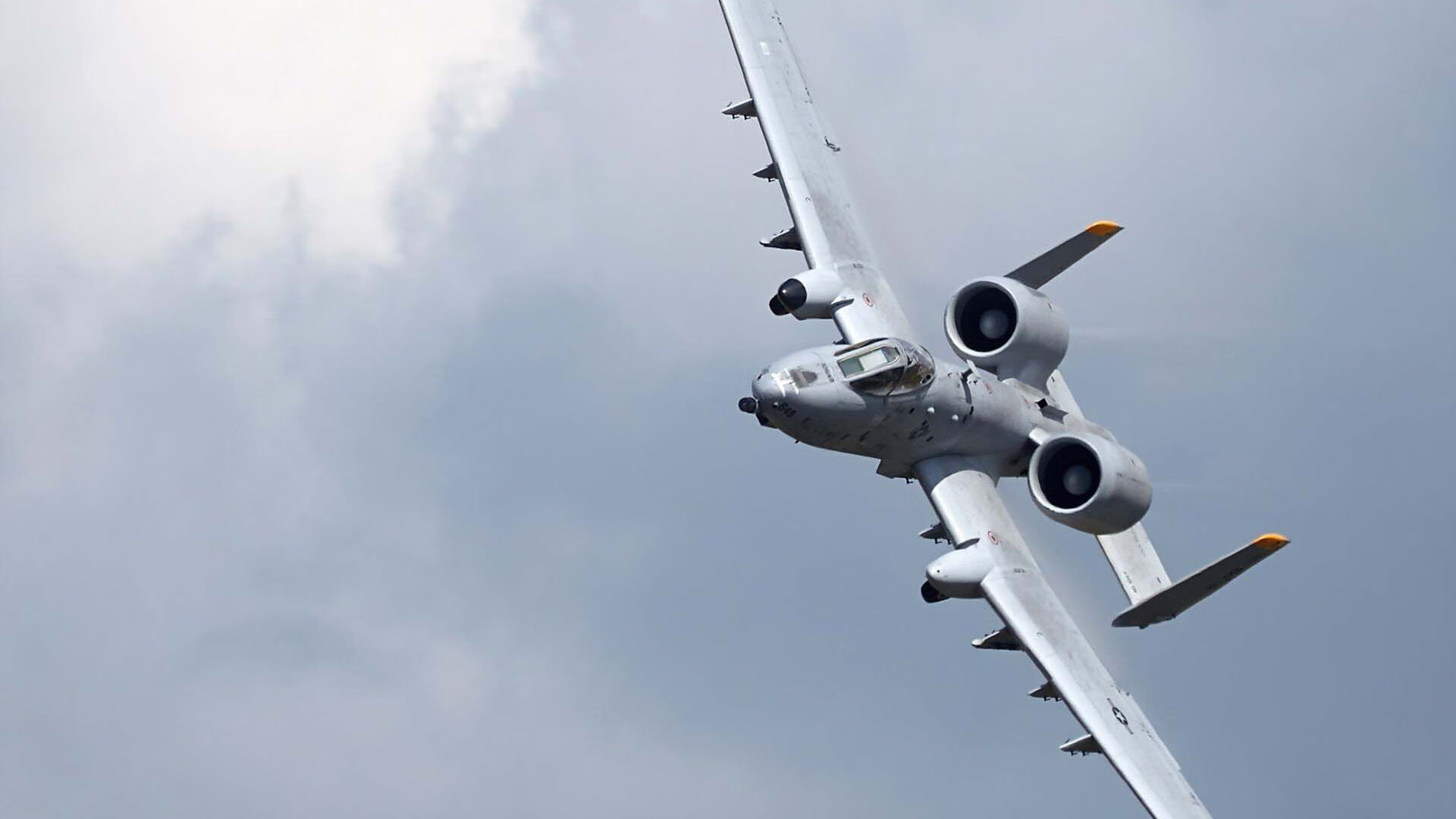 开云体育入口-詹姆斯定律，当篮网机械收割国王，舞台越大他越如神祇降临