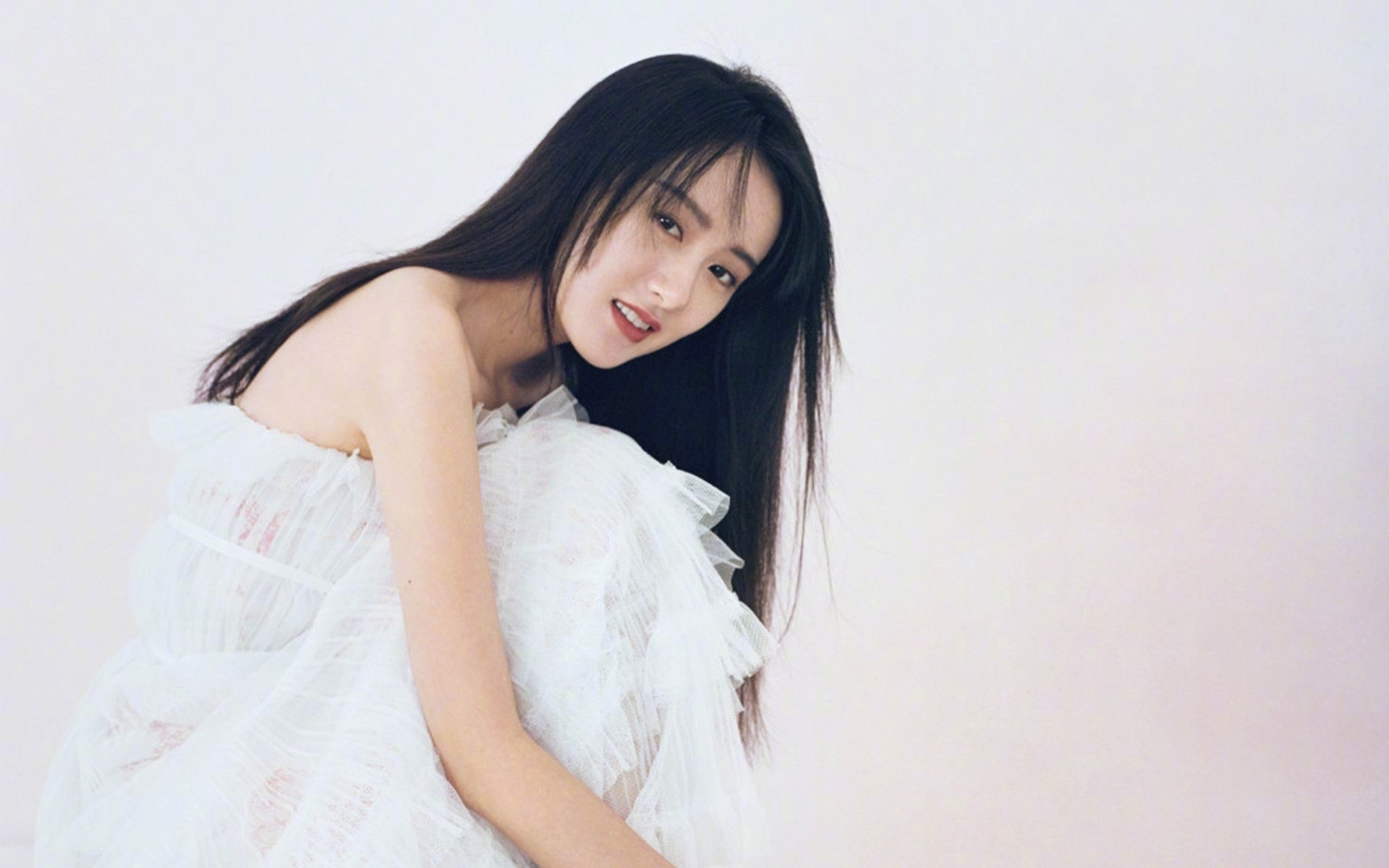 巨星与团队的对话，凯恩的闪电与巴西的鏖战