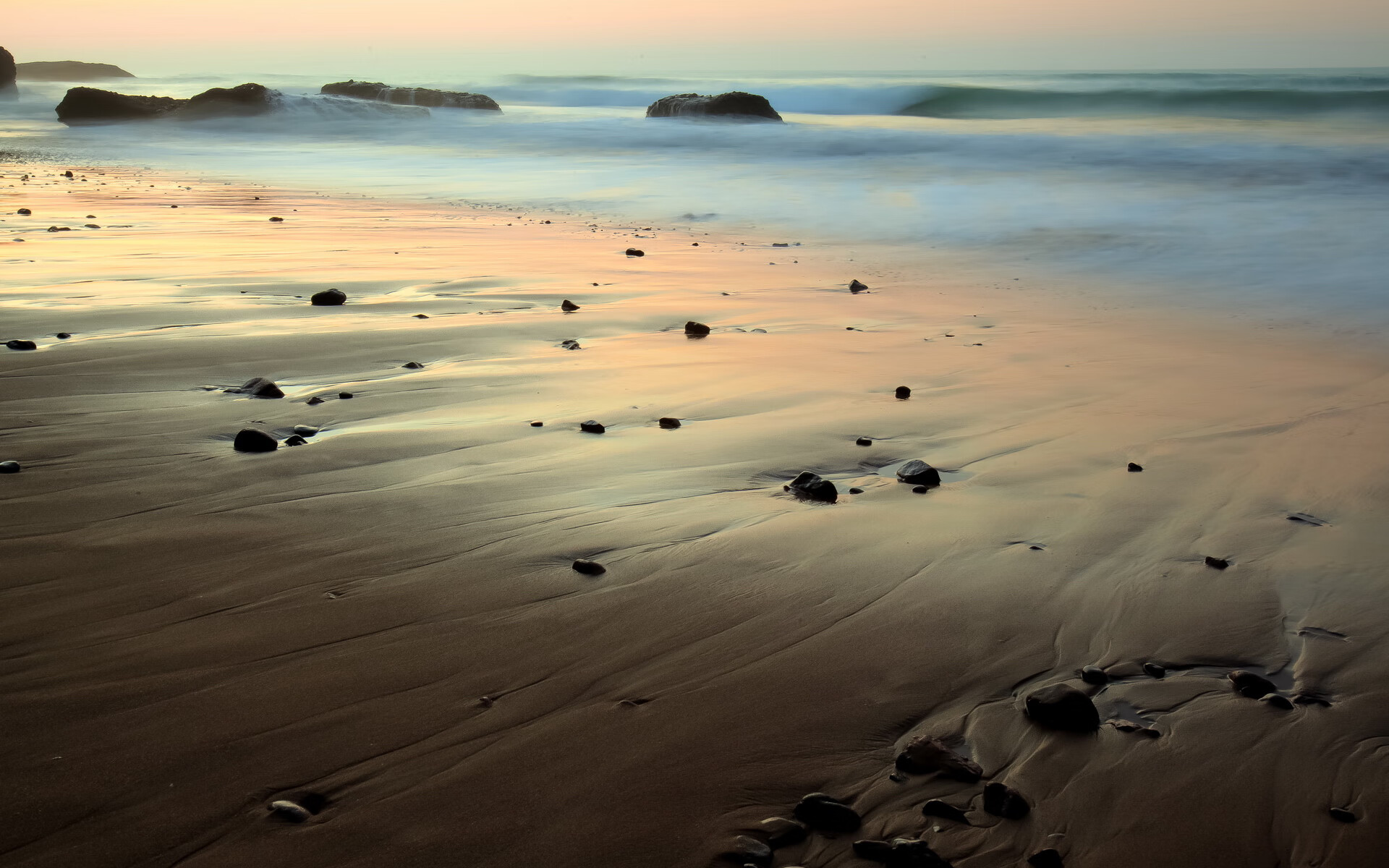 开云体育官网-库里36分撕裂联防，猛龙锁死爱德华兹导演20分逆转