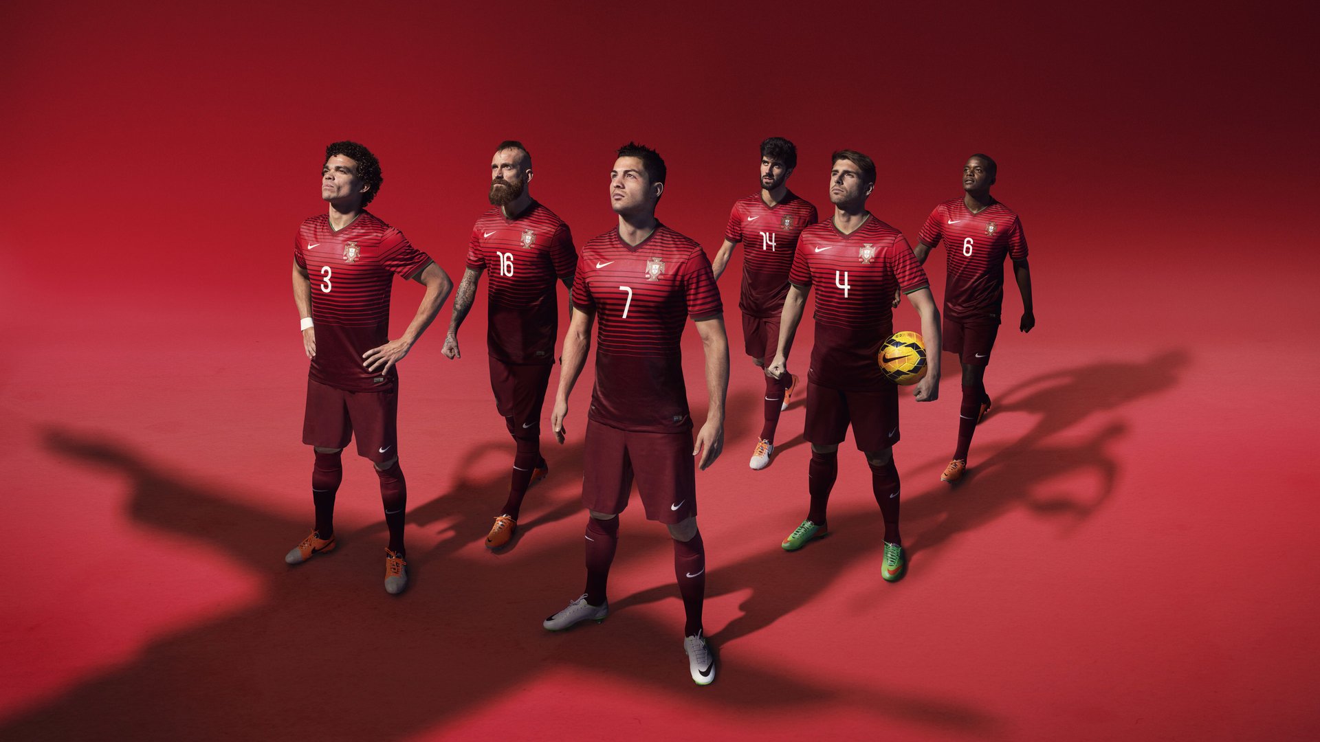 冰火之间，杰伦·格林从迷失到燃烧的救赎之夜