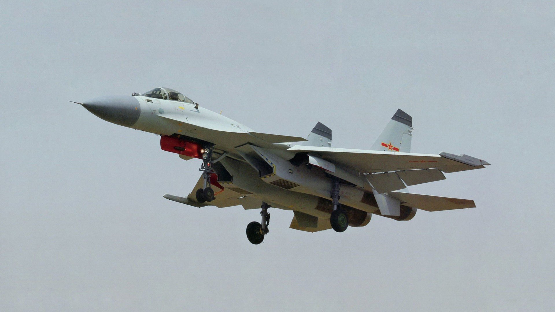 开云体育入口-跨界狂飙，猛龙终结76人霸业，克莱F1街道赛上演速度奇迹